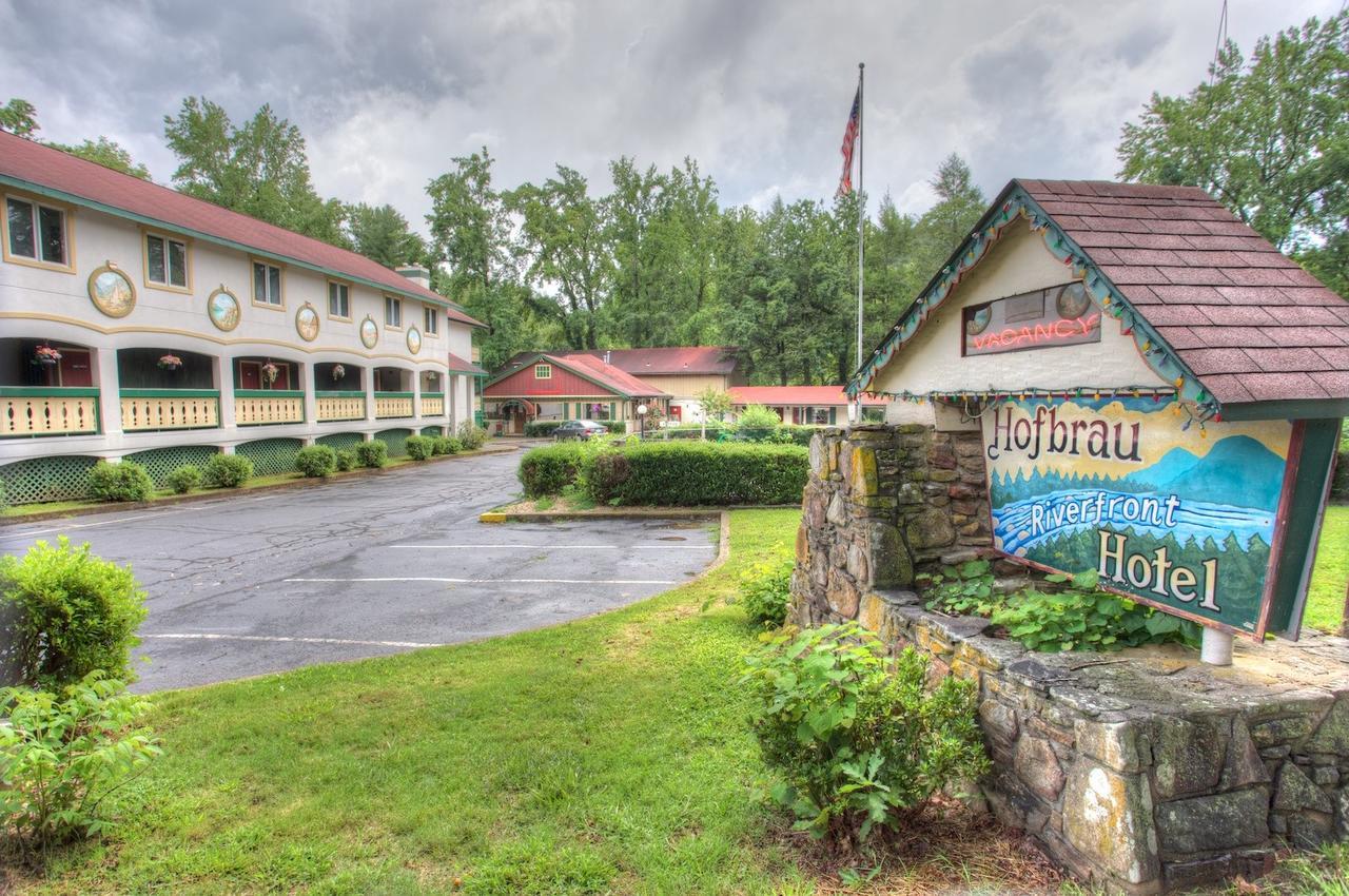 Hofbrau Riverfront Hotel Хелън Екстериор снимка